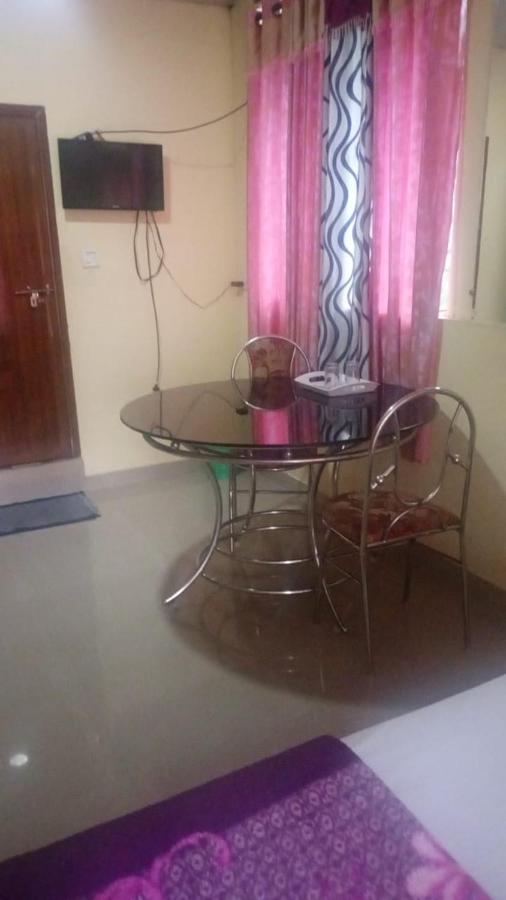 Riya Home Stay Munnar Anaviratty ภายนอก รูปภาพ