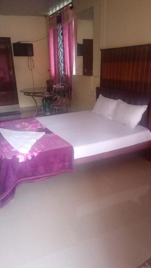 Riya Home Stay Munnar Anaviratty ภายนอก รูปภาพ