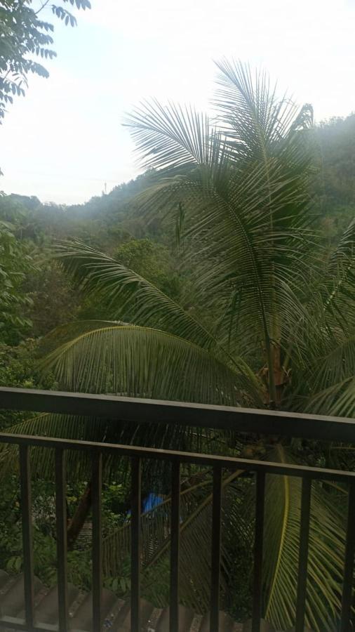 Riya Home Stay Munnar Anaviratty ภายนอก รูปภาพ