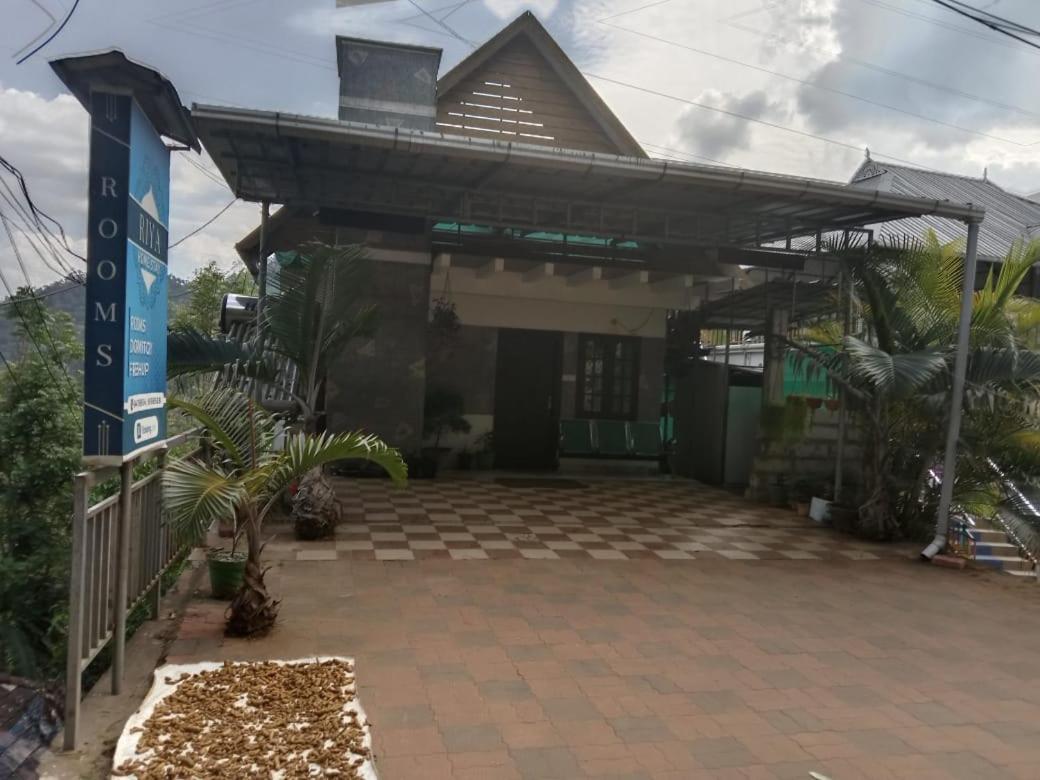 Riya Home Stay Munnar Anaviratty ภายนอก รูปภาพ
