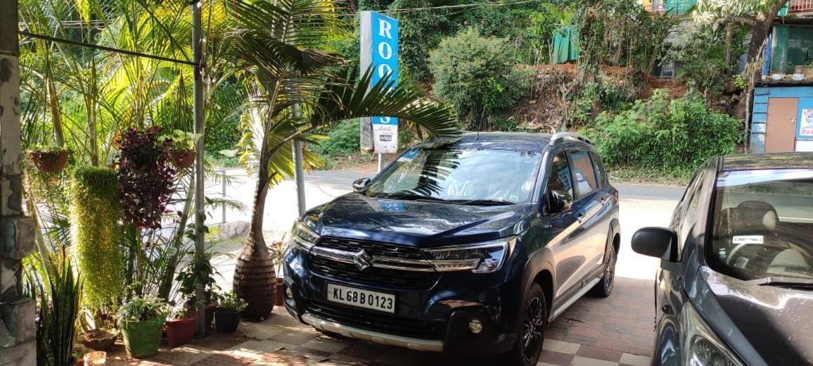 Riya Home Stay Munnar Anaviratty ภายนอก รูปภาพ