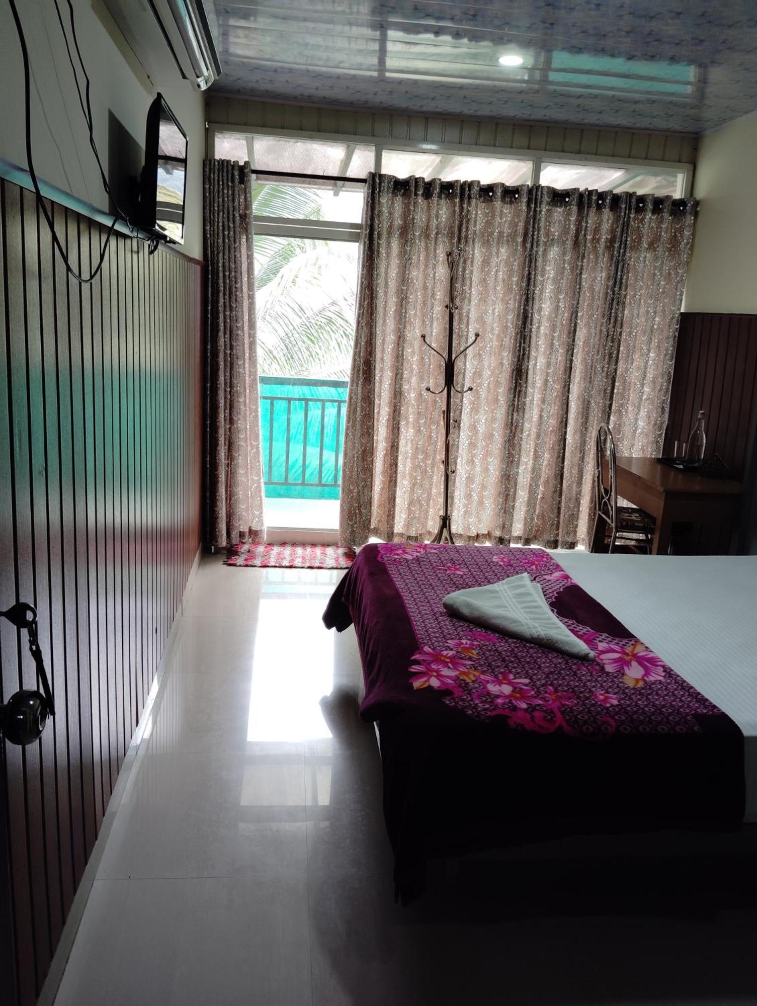 Riya Home Stay Munnar Anaviratty ภายนอก รูปภาพ